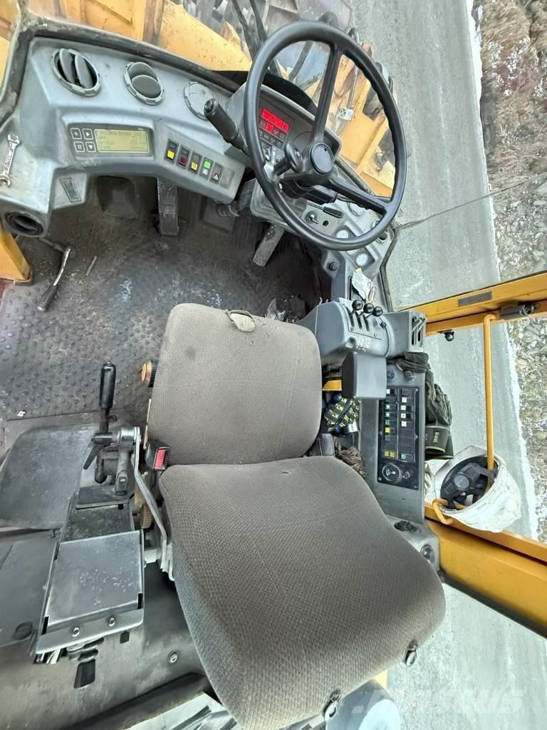 Volvo L 50 B Gumikerekes homlokrakodók