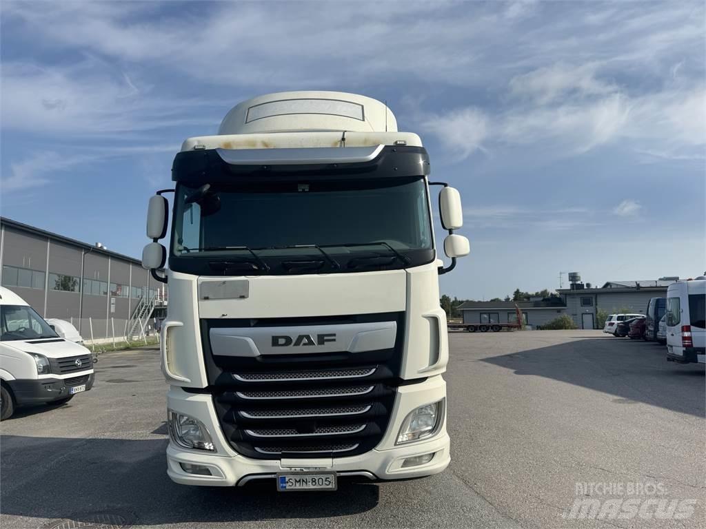 DAF XF 530 FAR Fülkés alváz