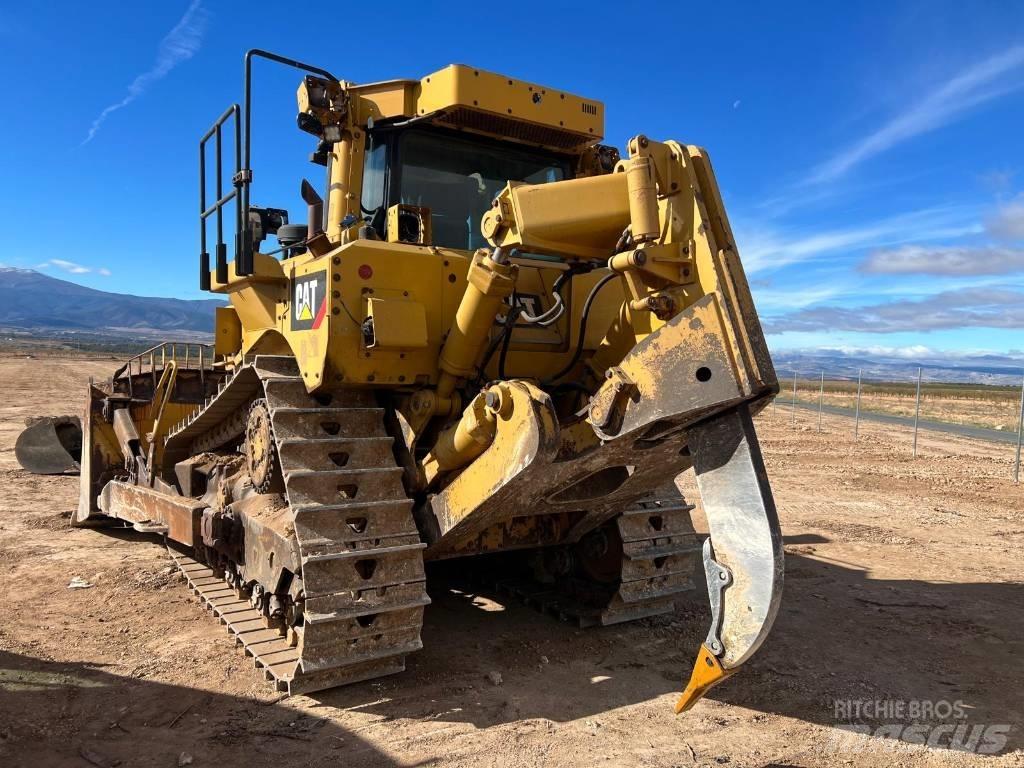 CAT D 8 T lánctalpas dózerek
