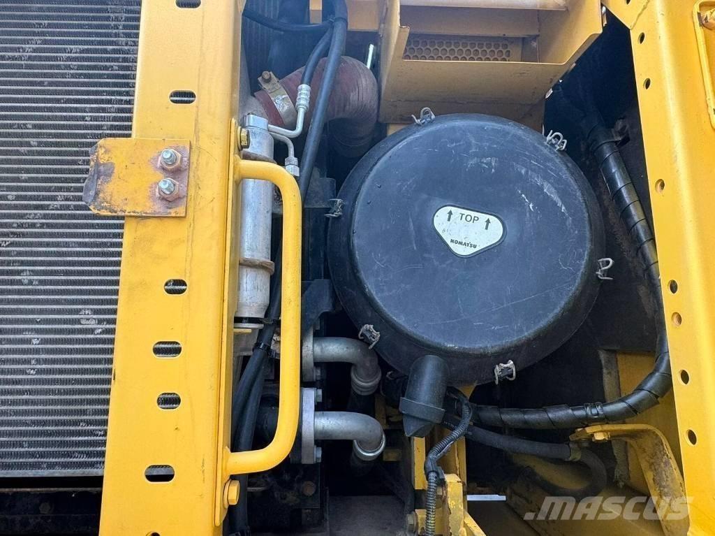 Komatsu PC 400-8 Lánctalpas kotrók
