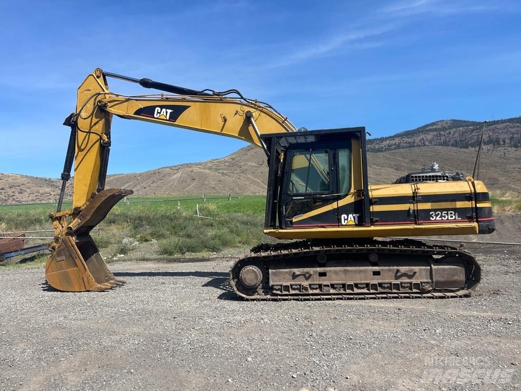 CAT 325 B L Lánctalpas kotrók