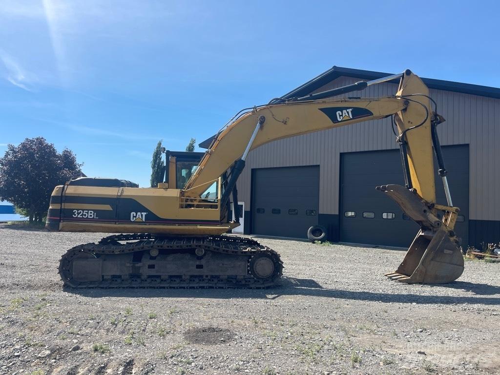 CAT 325 B L Lánctalpas kotrók