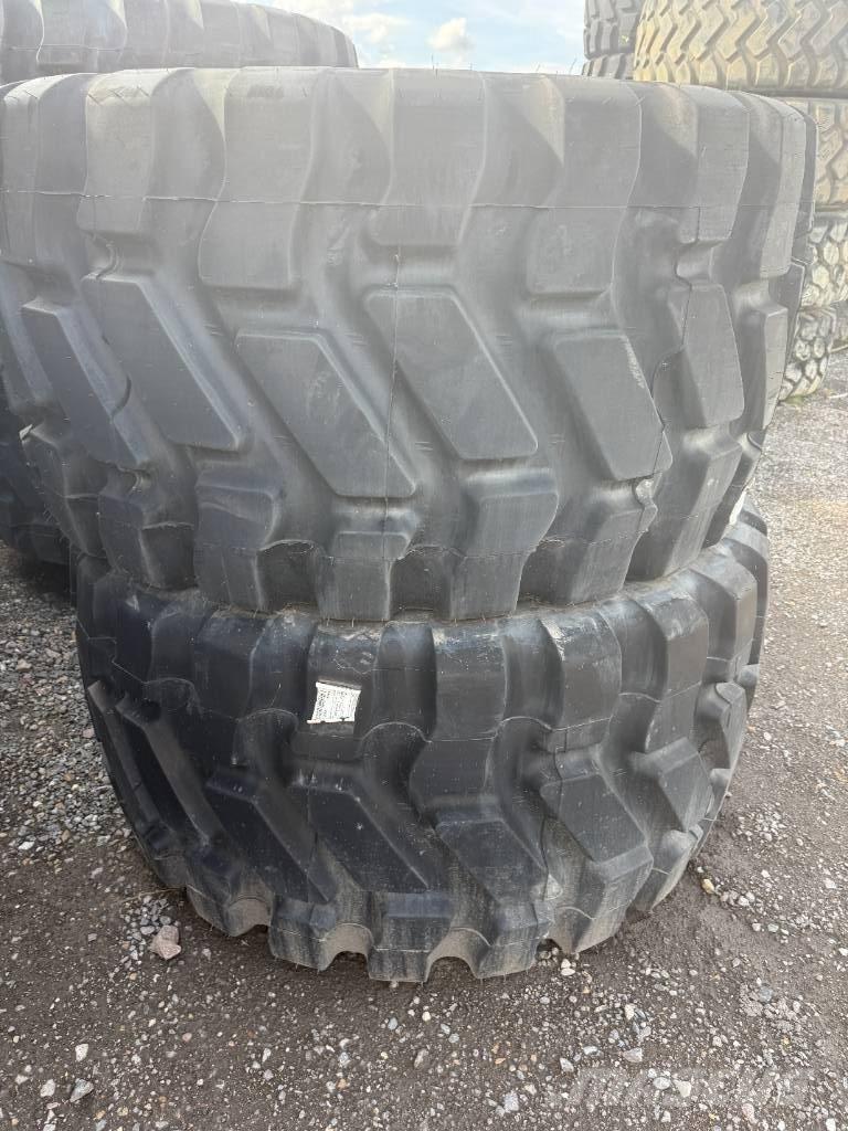 Goodyear 750/65R25 Gumiabroncsok, kerekek és felnik