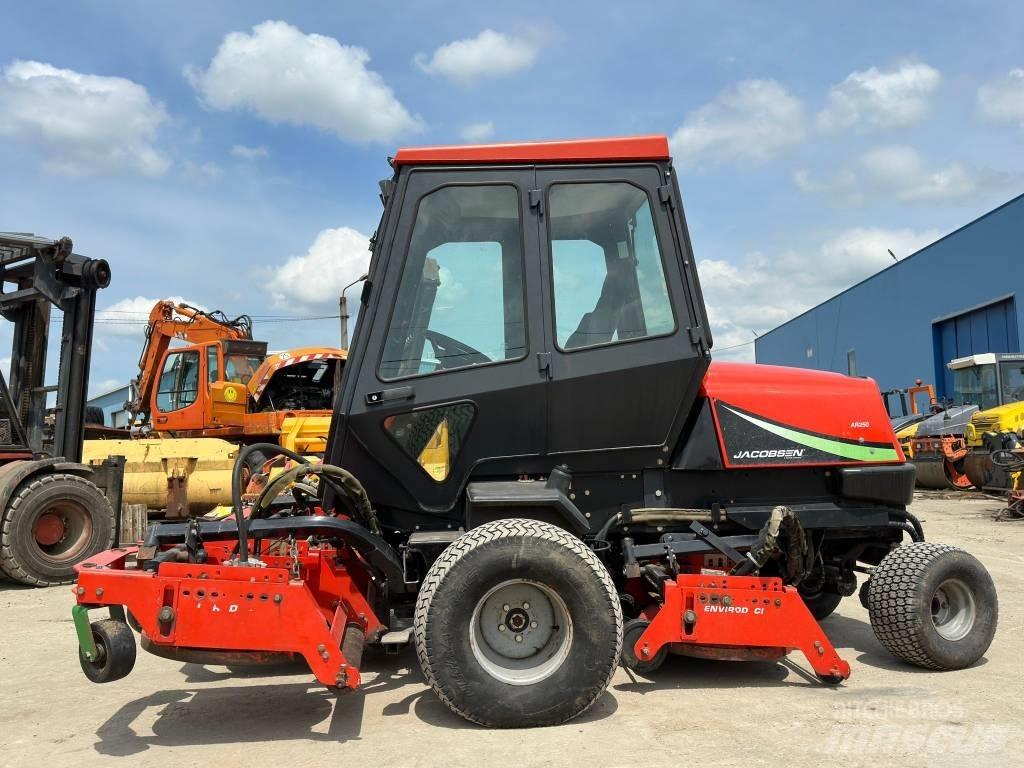 Jacobsen AR250 Ráülős fűnyírók