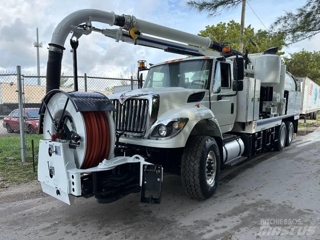 International 7500 Vákuum teherautok