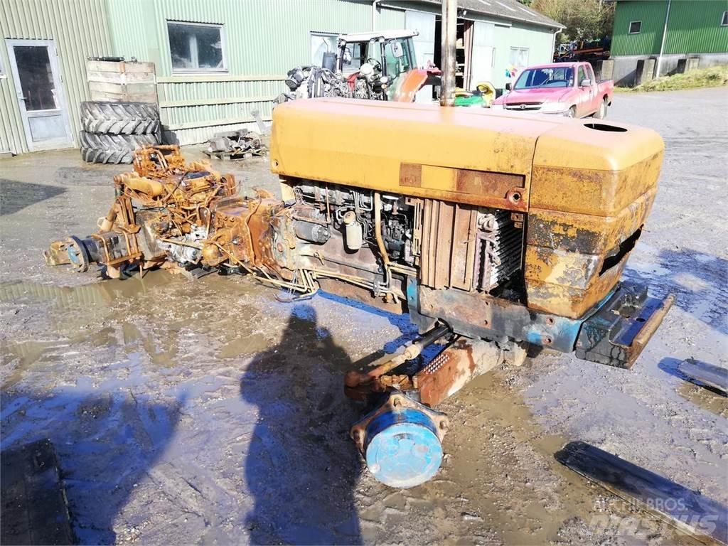 New Holland 8340 Traktorok