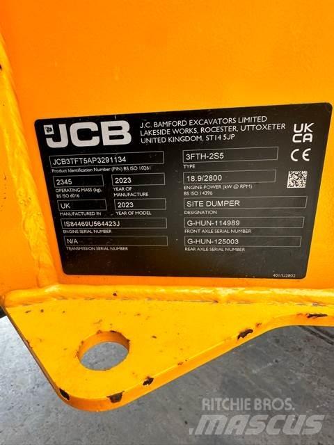 JCB 3T-1 Mezei dömperek