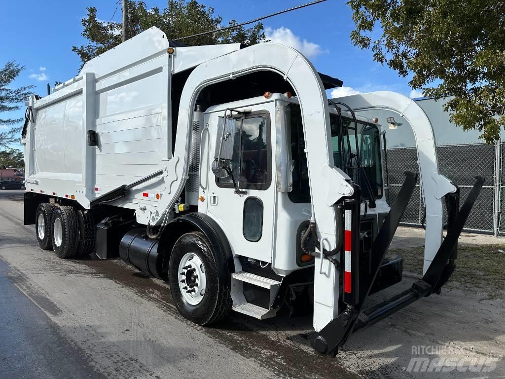 Mack MRU 613 Hulladék szállítók