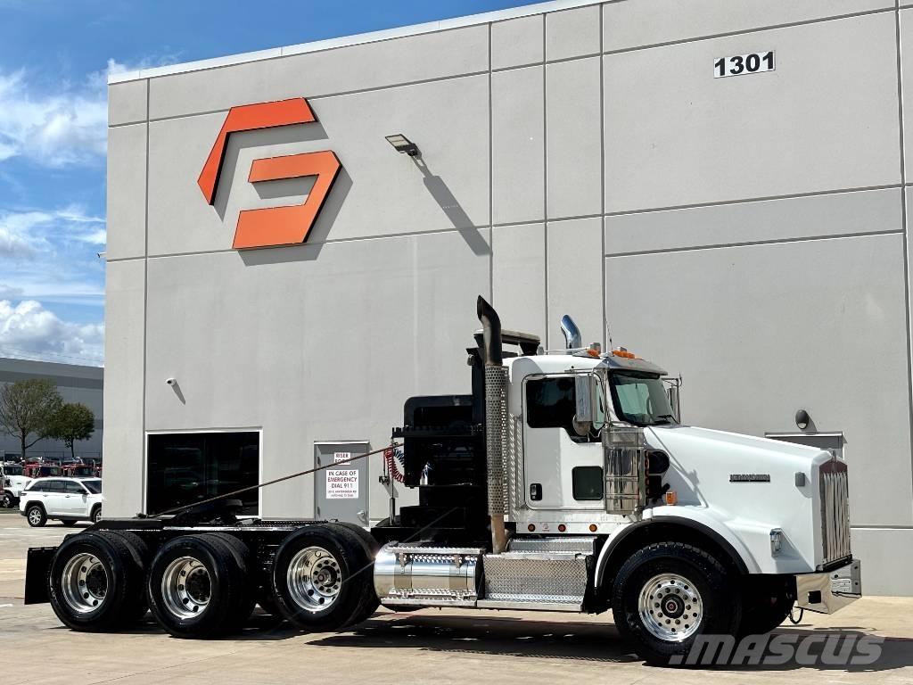Kenworth T 800 Műszaki mentők