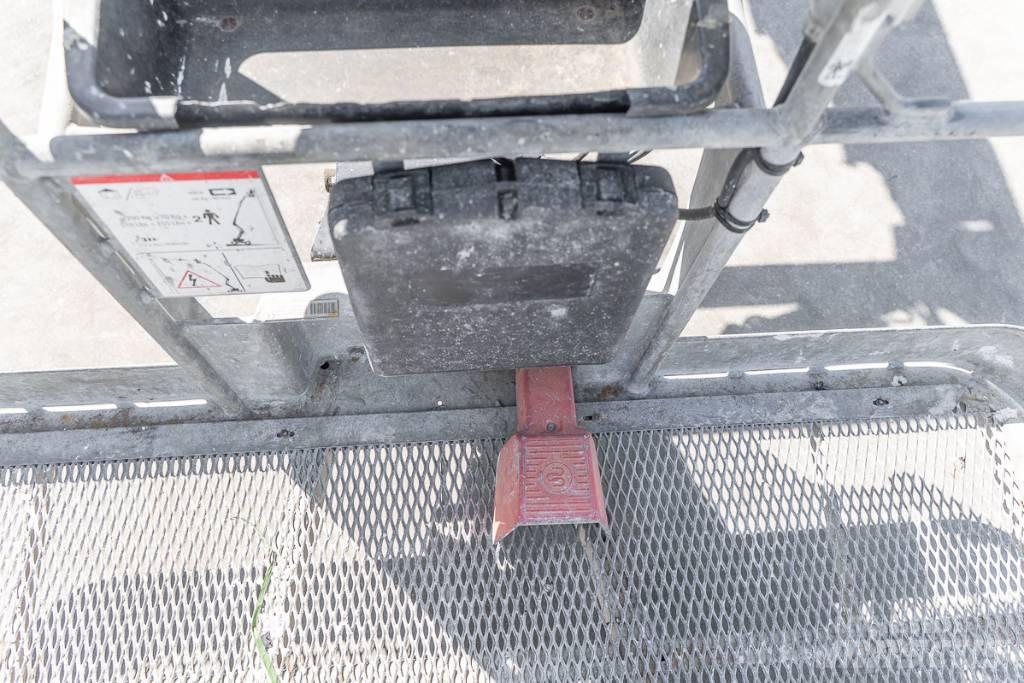 Manitou 180 ATJ Karos emelők