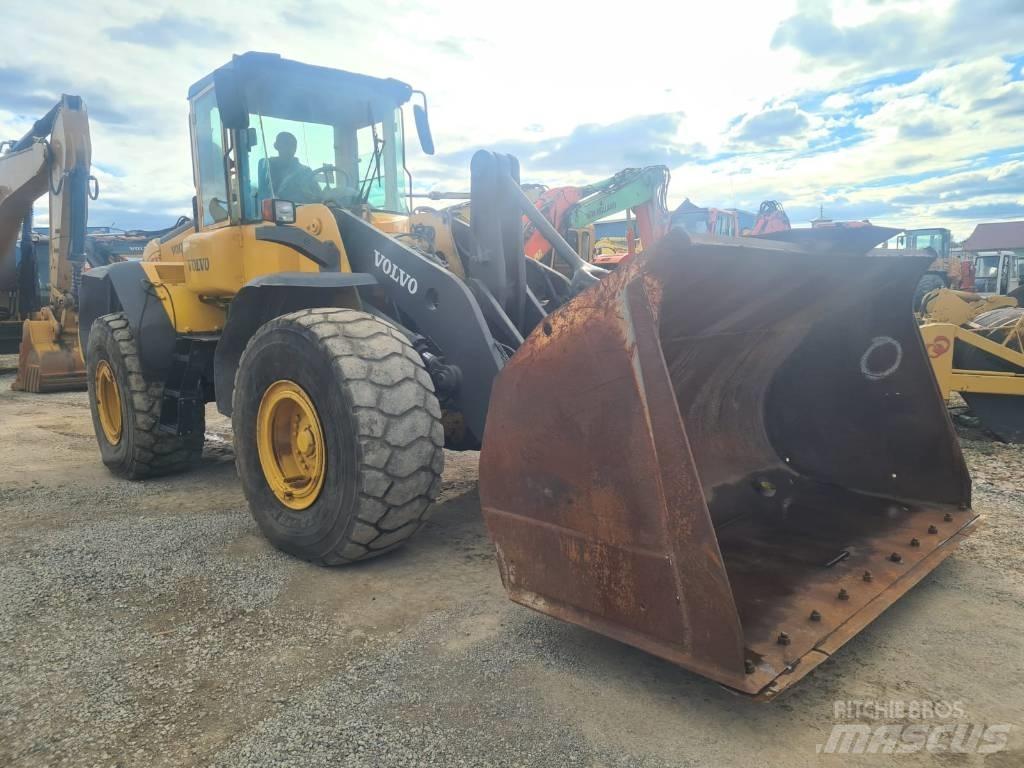 Volvo L 120 E Gumikerekes homlokrakodók