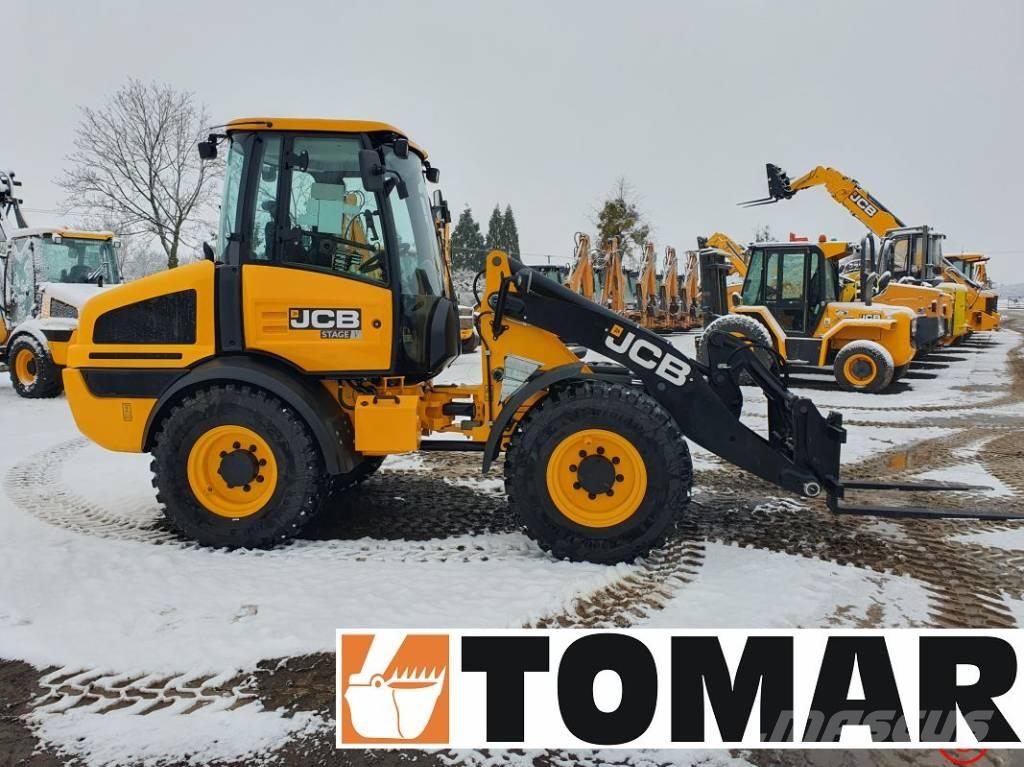 JCB 409 Gumikerekes homlokrakodók