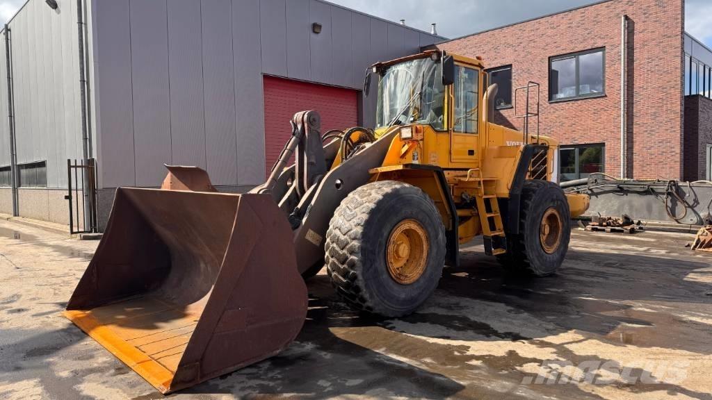 Volvo L 180 E Gumikerekes homlokrakodók
