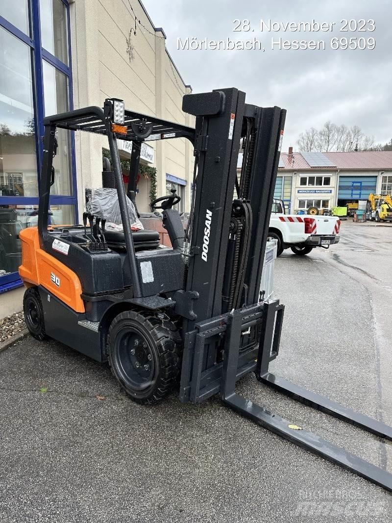 Doosan D30NXS Dízel targoncák
