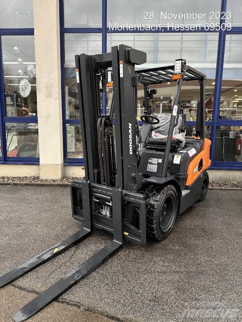 Doosan D30NXS Dízel targoncák