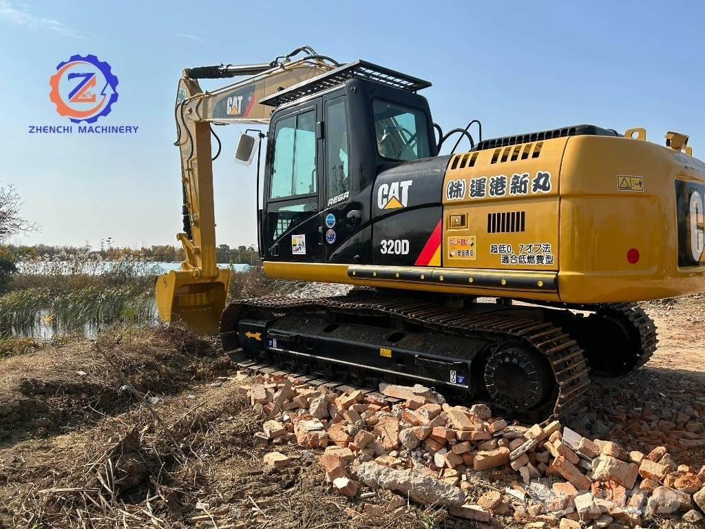 CAT 320 D2 Lánctalpas kotrók