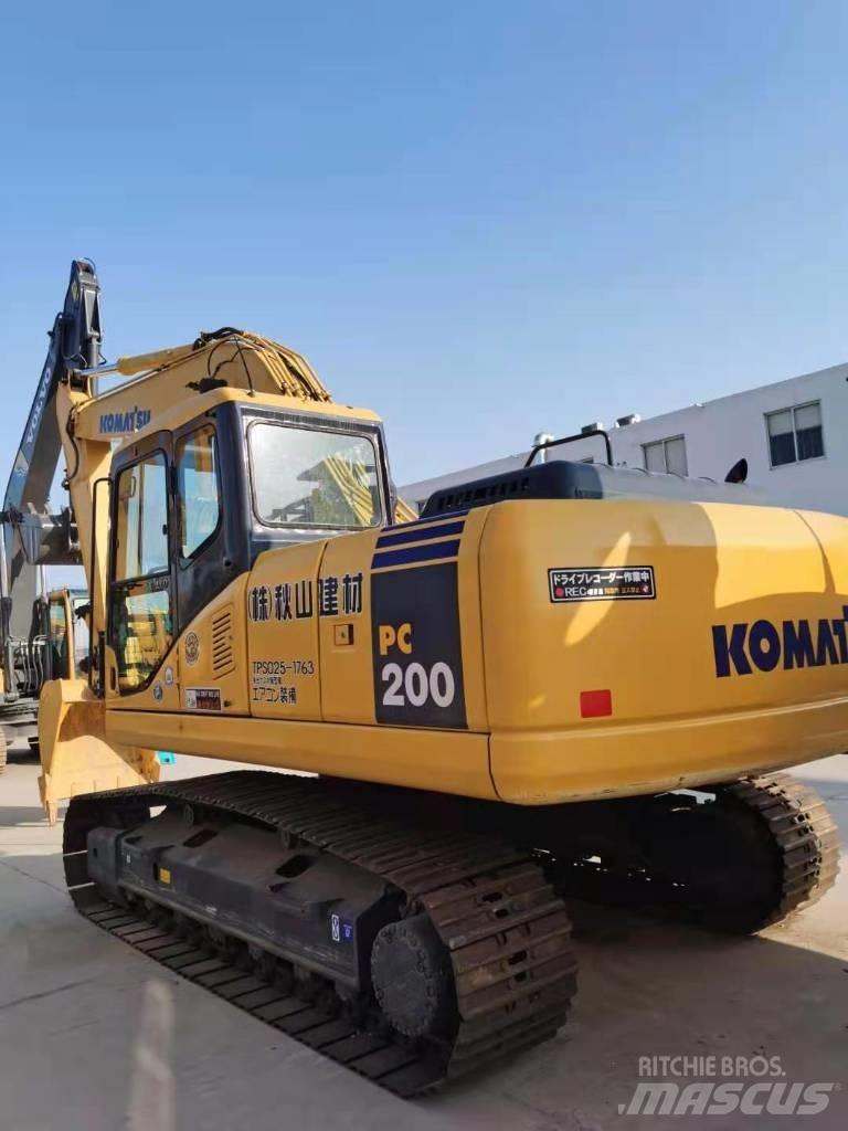 Komatsu PC 200-7 Lánctalpas kotrók
