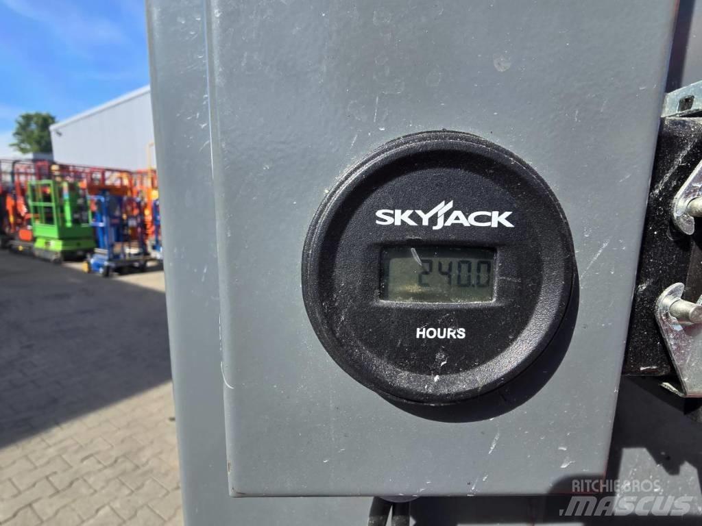 SkyJack SJ 16 Személyemelők