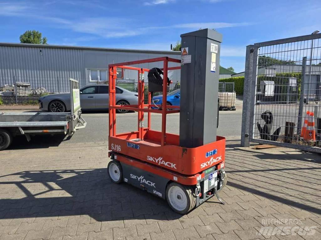 SkyJack SJ 16 Személyemelők