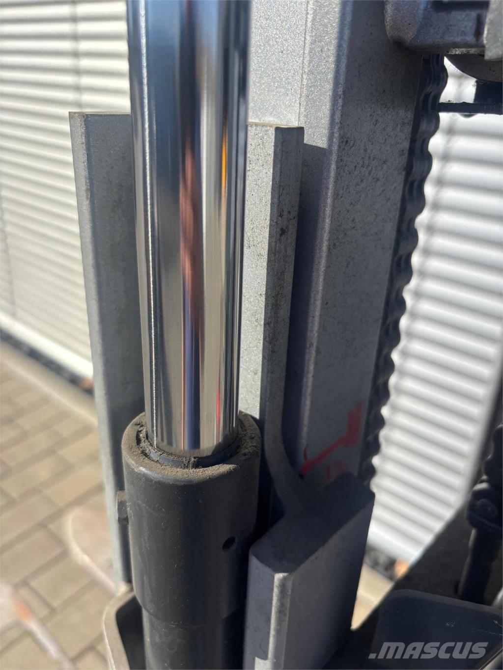 Still EXV12 Elektromos gyalogkíséretű targoncák