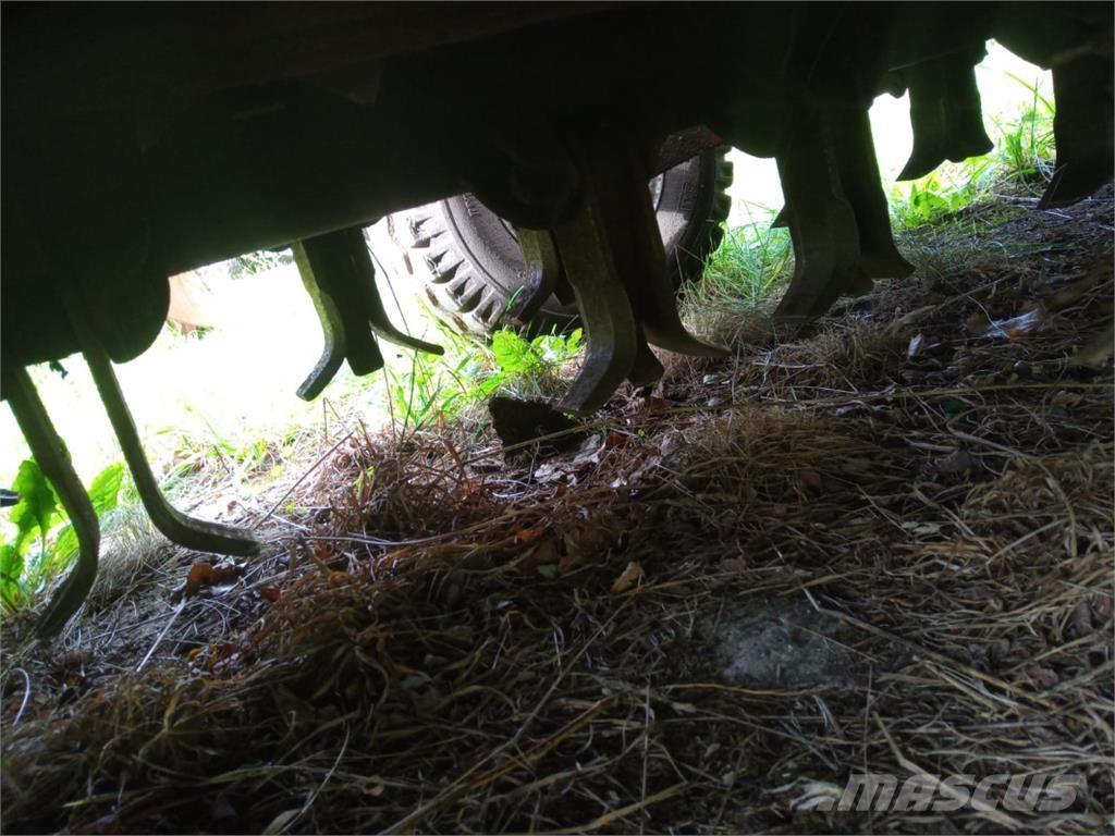 Kuhn NK 4801 Egyéb kommunális gépek