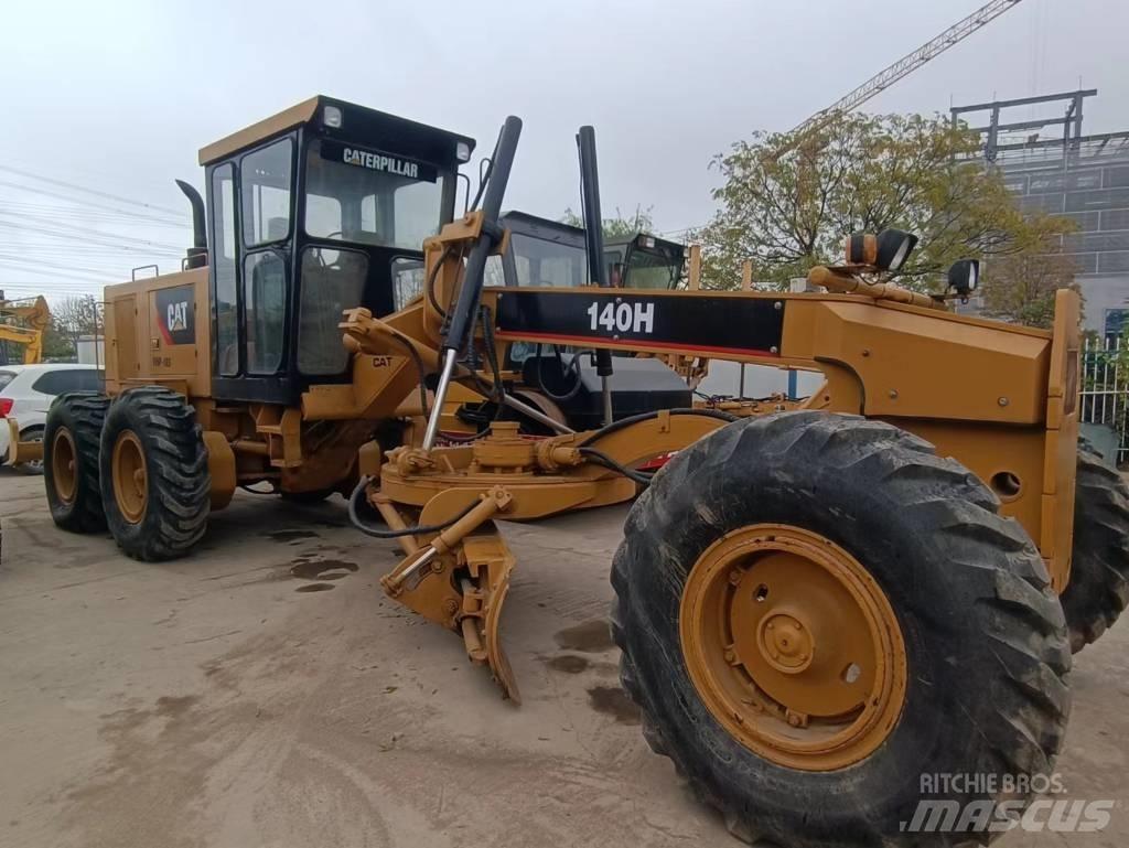 CAT 140 H Gréderek