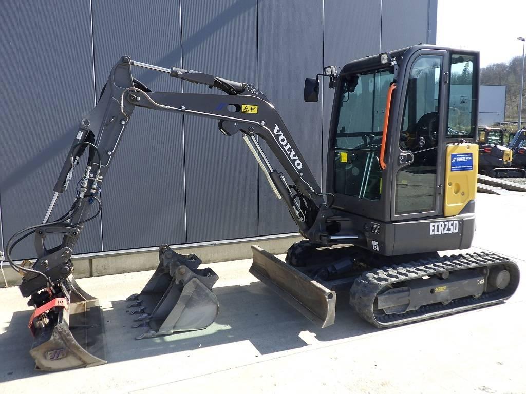 Volvo ECR 25 D Mini kotrók < 7t