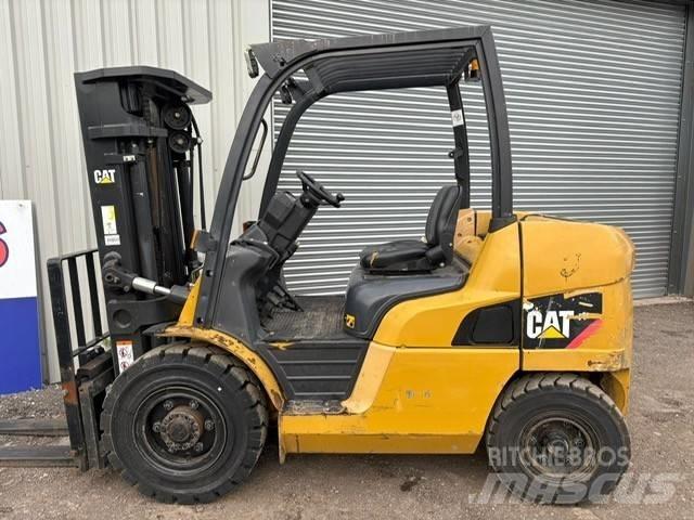CAT DP40NT Dízel targoncák