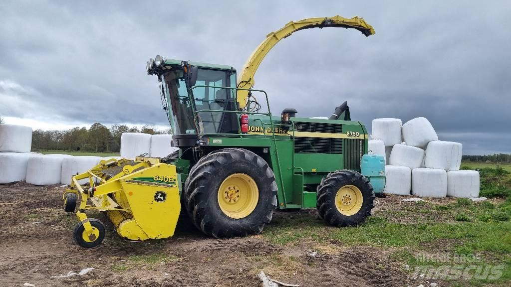 John Deere 6750 Szecskázók