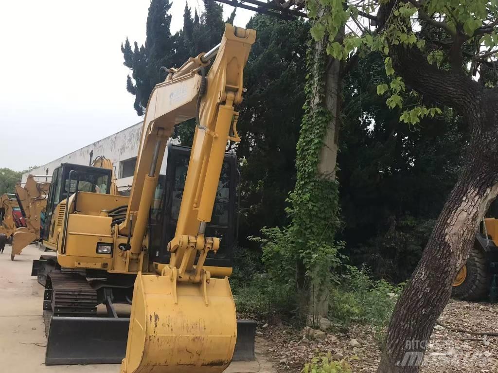 Komatsu PC 70 Lánctalpas kotrók