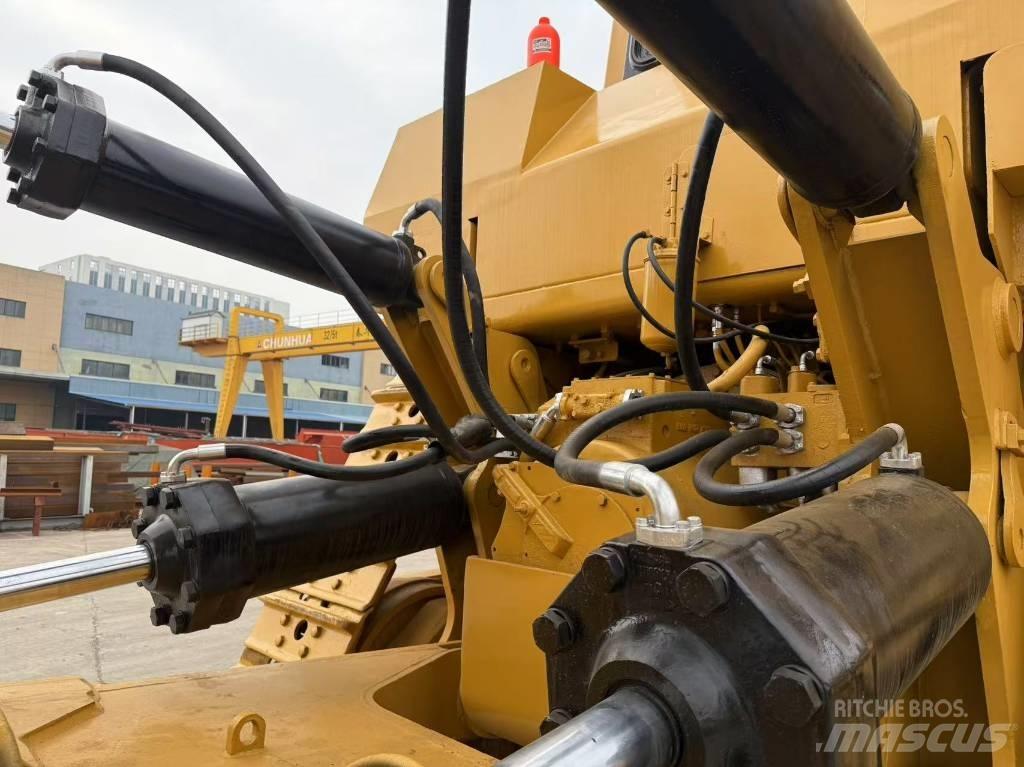 CAT D 10 R lánctalpas dózerek