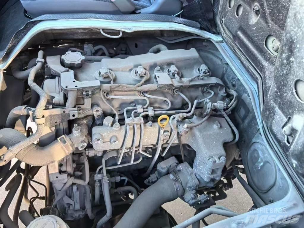 Toyota Hiace Távolsági buszok