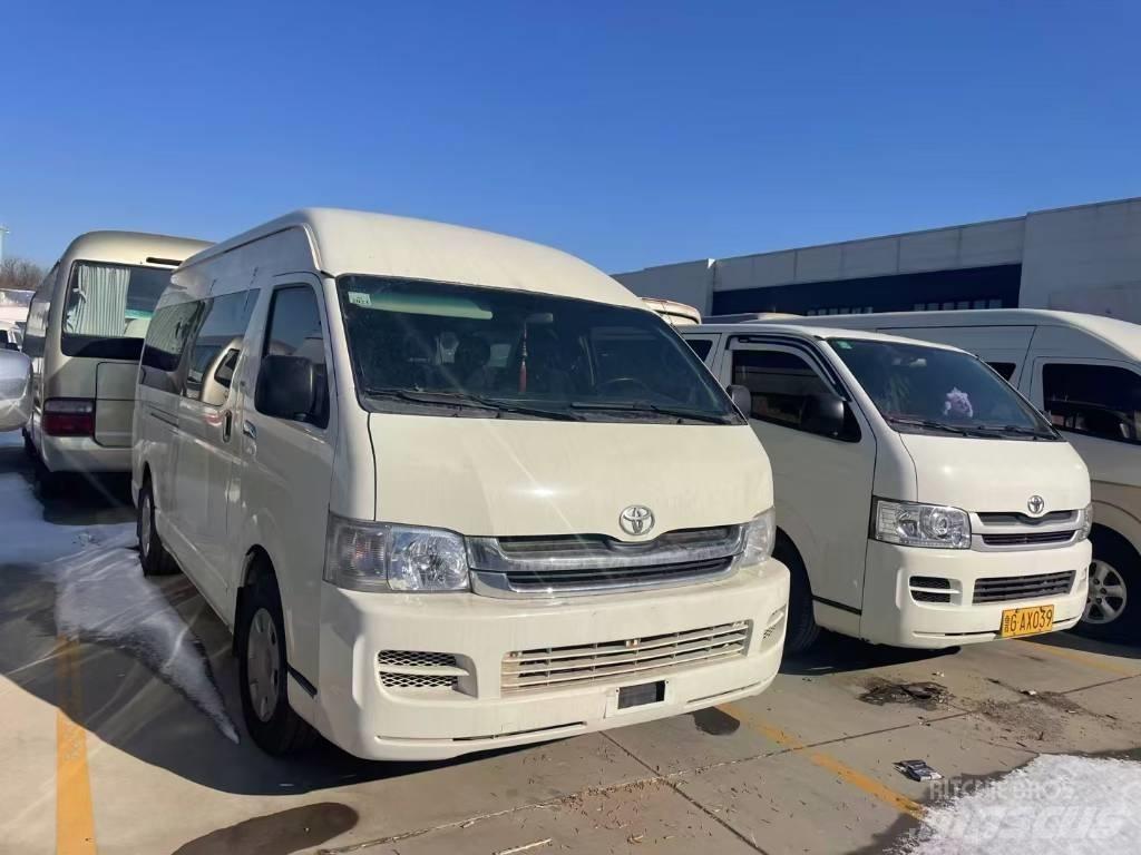 Toyota Hiace Távolsági buszok