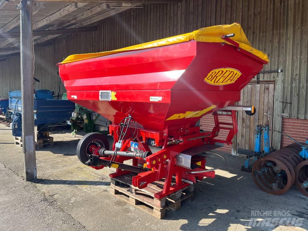 Bredal F2 3200 Trágyaszóró