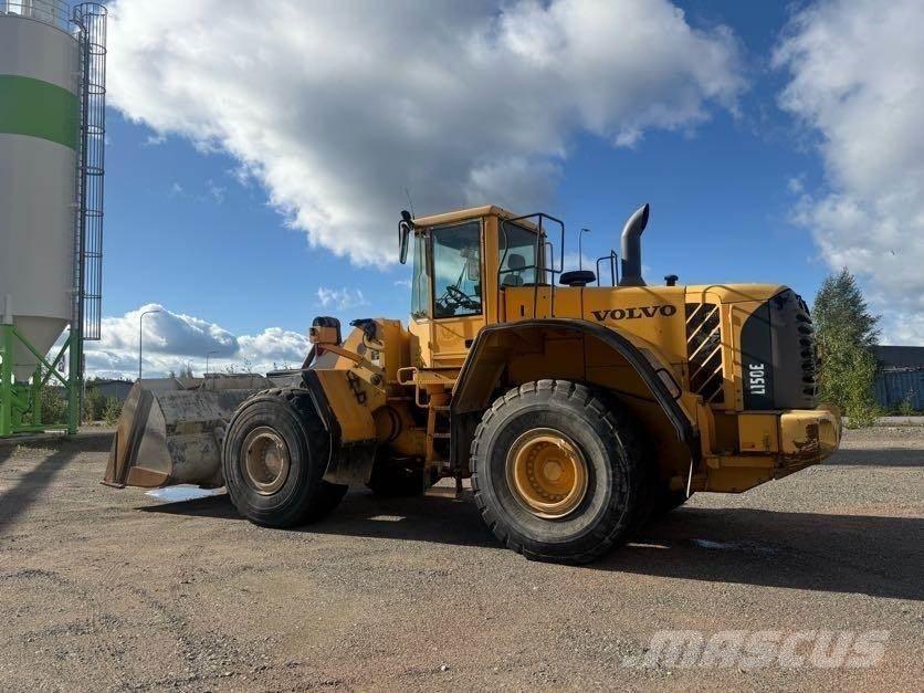 Volvo L150E Gumikerekes homlokrakodók