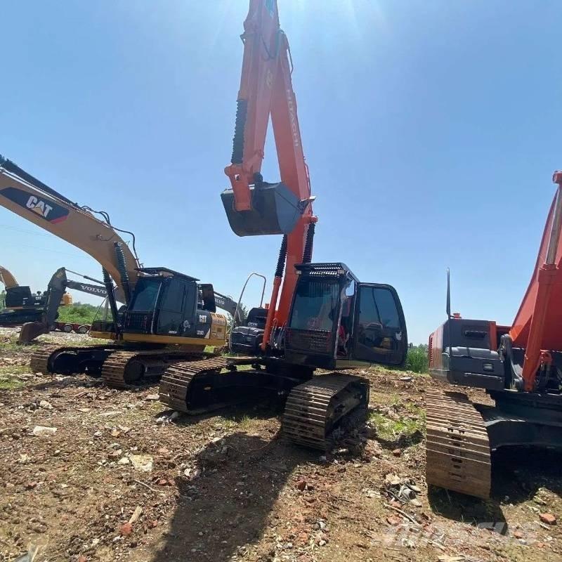 Hitachi ZX 210 Lánctalpas kotrók