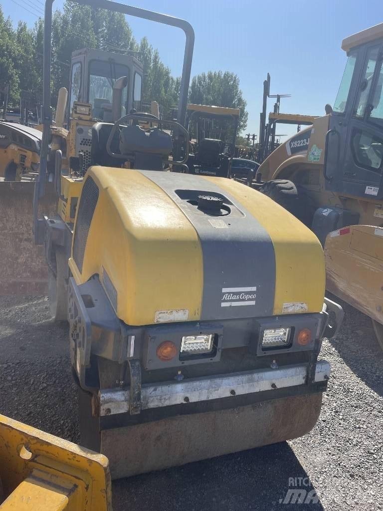 Dynapac CC 1250 Ikerdobos hengerek