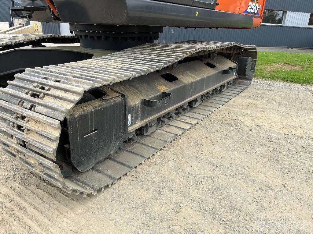Hitachi ZX250LC-6 Lánctalpas kotrók
