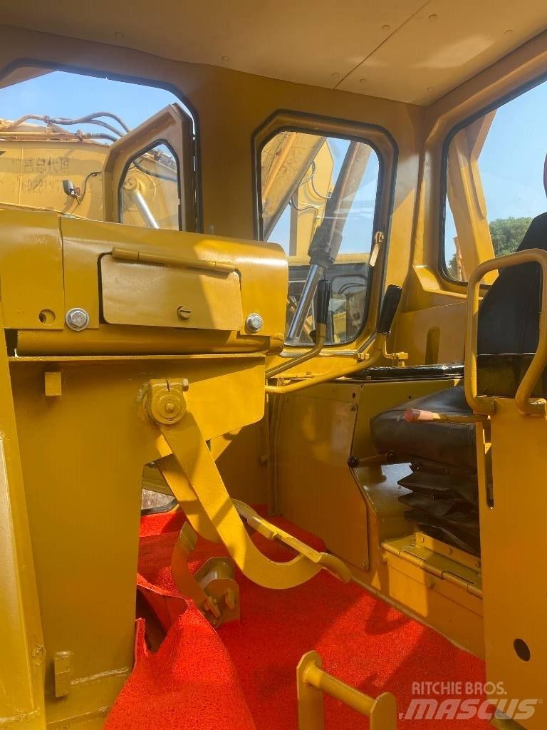 CAT D 8 K lánctalpas dózerek