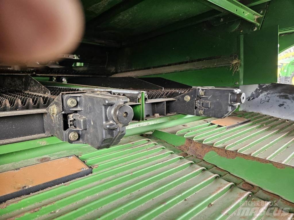 John Deere T560I Kombájnok