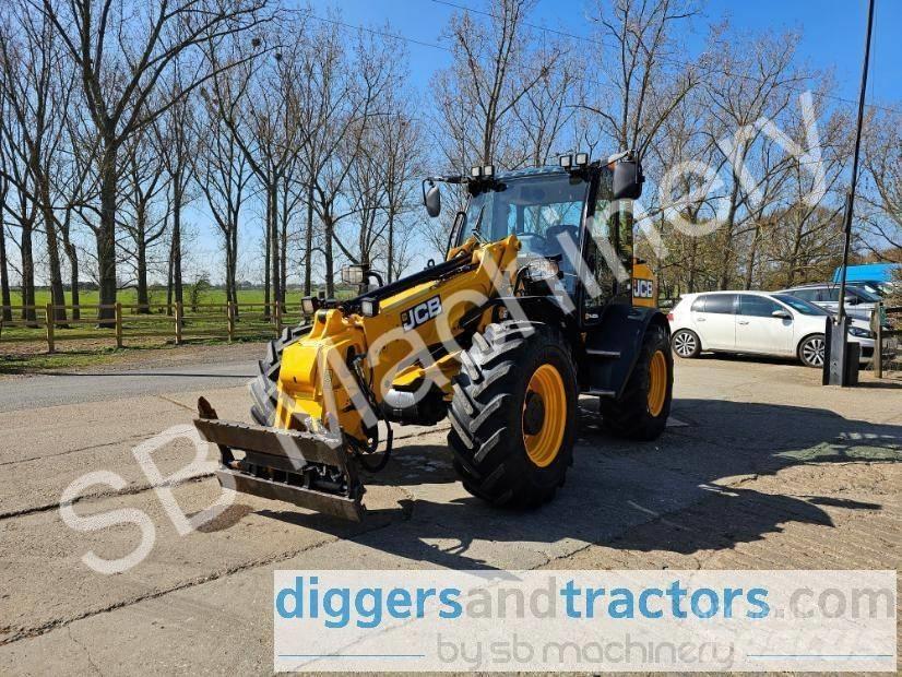 JCB TM 320 S Gumikerekes homlokrakodók