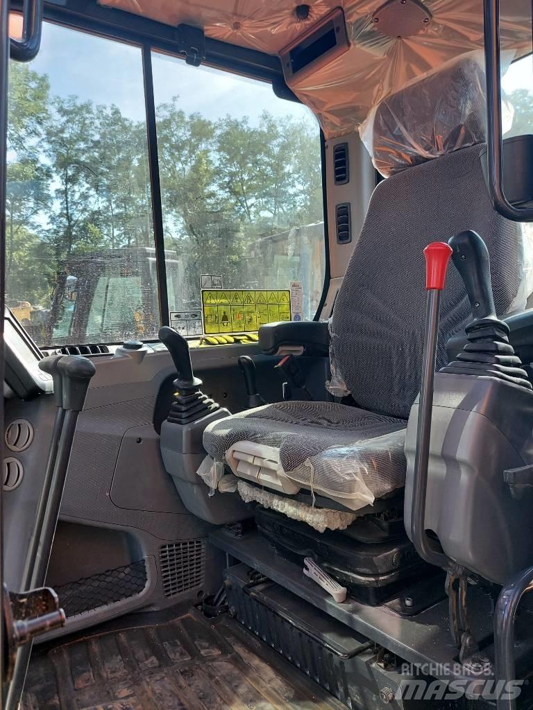 Doosan DX 85 R-3 Közepes (midi) kotrók 7 t - 12 t