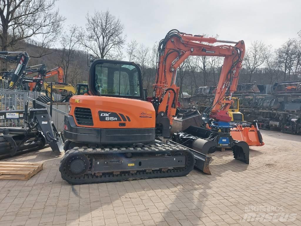 Doosan DX 85 R-3 Közepes (midi) kotrók 7 t - 12 t