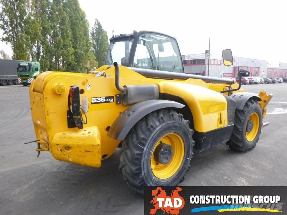 JCB 535-140 Hiviz Teleszkópos rakodók