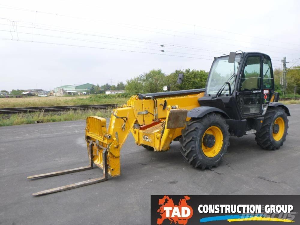 JCB 535-140 Hiviz Teleszkópos rakodók