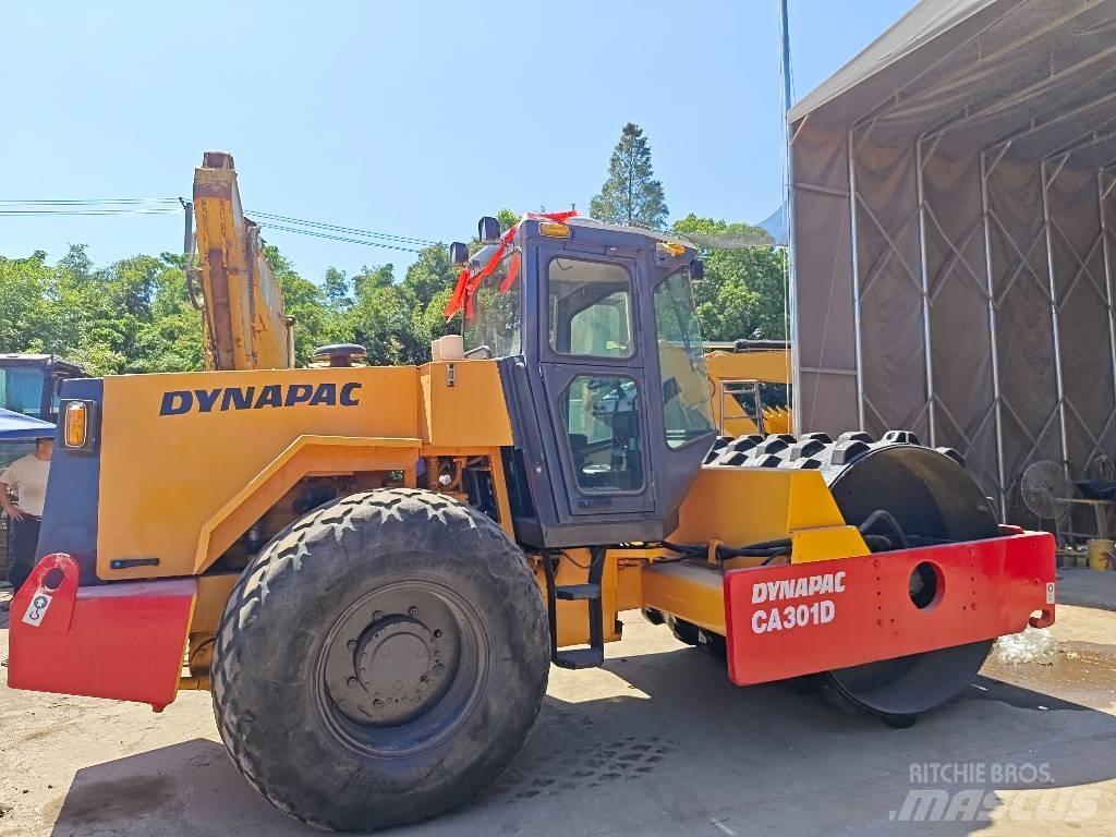 Dynapac CA 301 D Egydobos hengerek