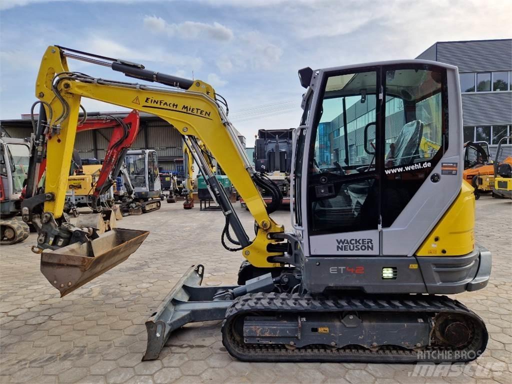 Neuson ET42 Mini kotrók < 7t