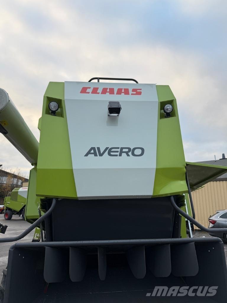 CLAAS Avero 240 Kombájnok