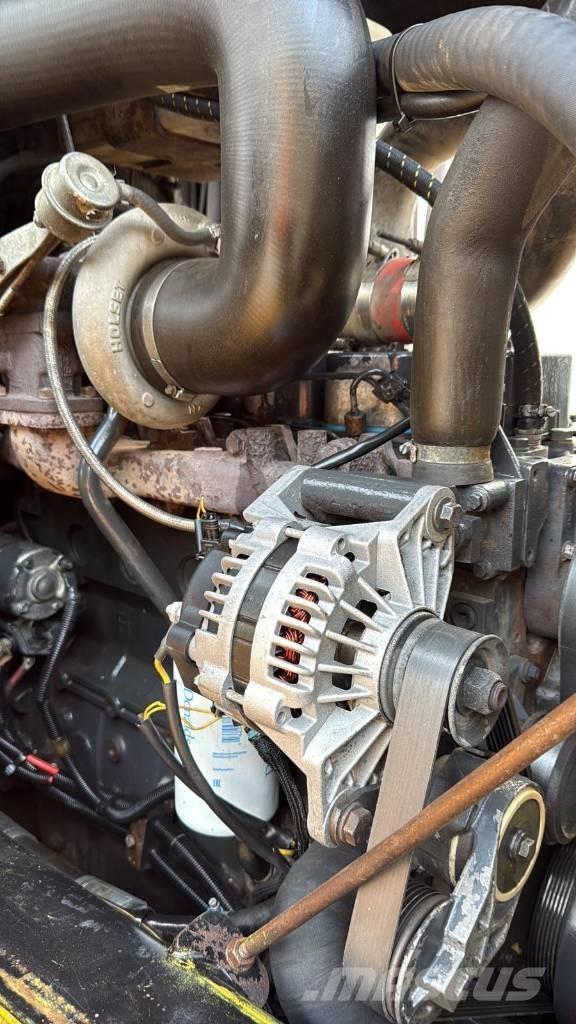 JCB 718 Csuklósdömperek