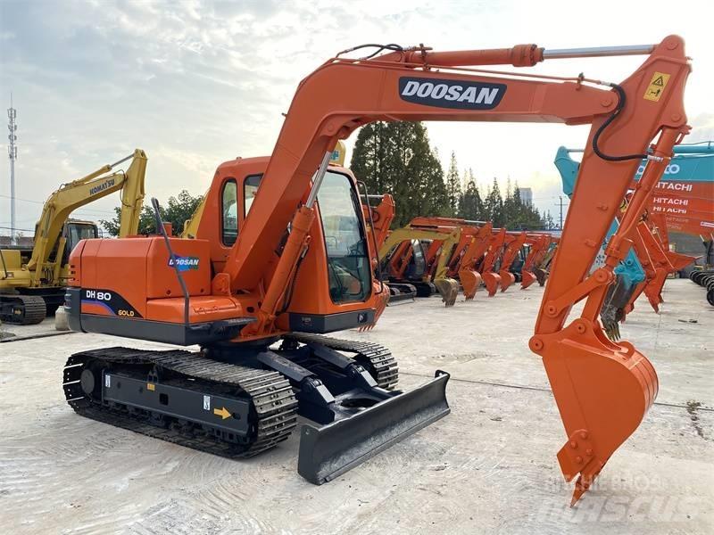 Doosan DH 80 Lánctalpas kotrók